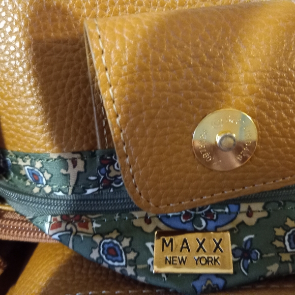 Maxx NY tan pebbled leather large shoulder bag 3 compartment original dust bag - Picture 5 of 12